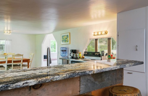 Embudo House | Relaxing Riverfront Taos Staycation, Pet Friendly!