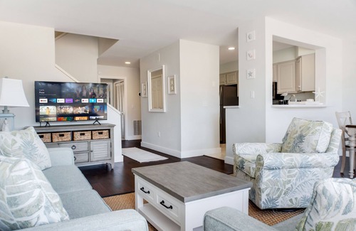 Palmetto Dunes House | Relaxing Townhouse Villa on Golf Course- Near Beach, Pool, Pickleball, & Tennis