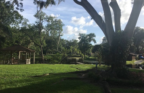 Lutz House | Relaxing waterfront haven. Near Moffett cancer center.