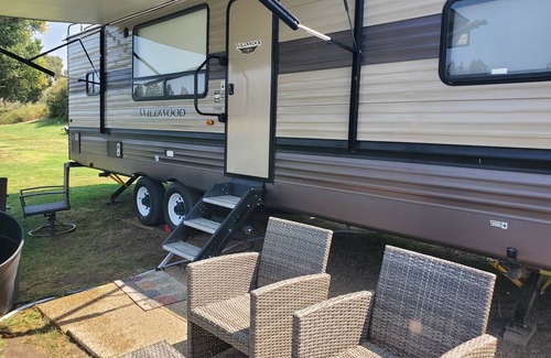 Walnut Grove House | Relaxing Waterfront RV along the Sacramento River