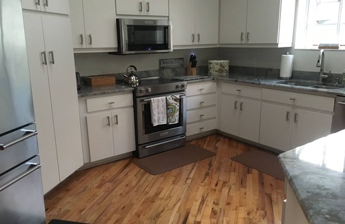 Dunnellon House | Relaxing, well-stocked riverfront home including kayaks for 10.