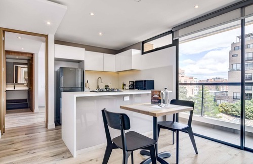 San Patricio Apartment | Remarkable 1BR Balcony in Santa Barbara