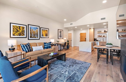 Tamarack Resort Condo | Remarkable Condo|Plaza/Mountain views PET FRIENDLY