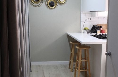Santa Maria House | Remodeled cozy home - 2 mins from hospital and 15 mins from VAF base-