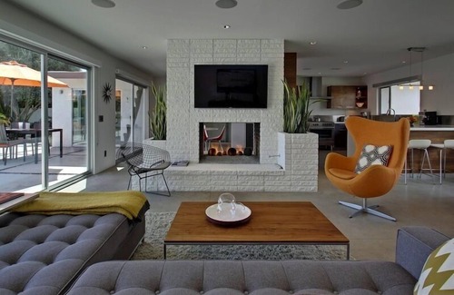 Deepwell Estates House | Remodeled Mid-Mod Home, Pool, Spa, Bocce Ball, Bikes, Fun!