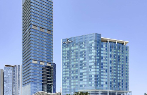 Xiangzhou District Hotel | Renaissance Zhuhai