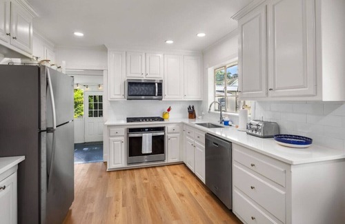 Mid City South House | Renovated Capital Heights Home