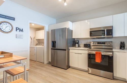 Sunny Isles Beach Condo | Renovated condo w/amazing bay views | walk to the beach