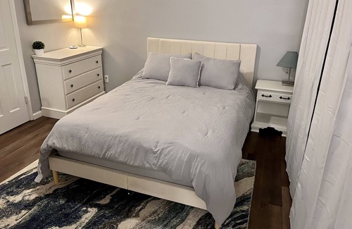 Richmond Heights House | Renovated Cozy 3 Bd/2 Bth Home, Close to Forest Park, Zoo, Minutes from Downtown