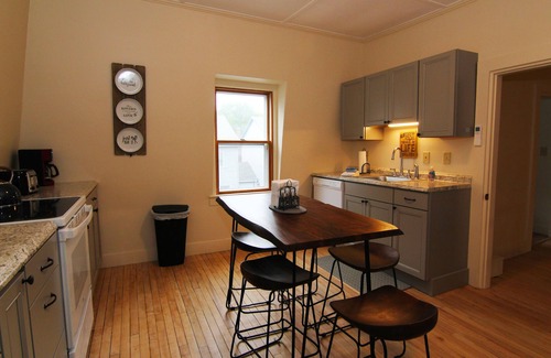 Bar Harbor Apartment | Renovated downtown Bar Harbor apartment, park and walk to shops and restaurants.