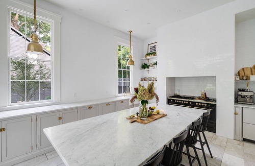 Old Louisville House | Renovated historic home on Millionaires row, 5 minutes to The Kentucky Derby