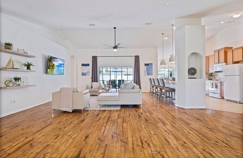 Palm Coast House | Renovated Pool home with Game room and Bicycles