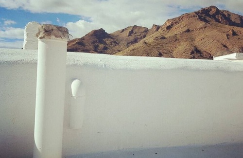 Nijar House | Renovated rural Andalusian cottage for singles or couples with or without pets, wifi.