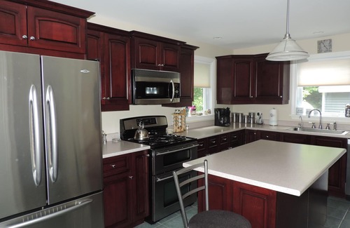 Ellsworth House | Renting Saturday to Saturday Charming Waterfront House near Acadia National Park