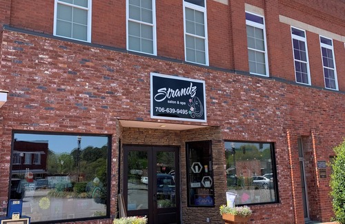 LaFayette Apartment | Repurposed space upstairs on LaFayette Square