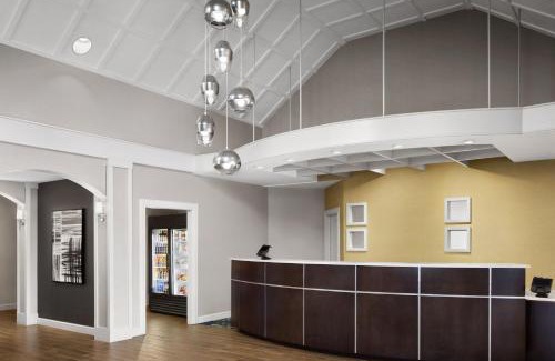 Oxford Valley Hotel | Residence Inn by Marriott Philadelphia Langhorne