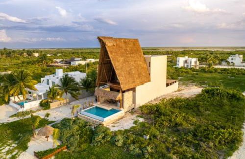 San Benito Villa | Residencia Las Olas en San Benito lujo en todo su esplendor.