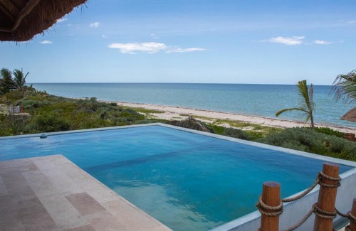 San Benito Villa | Residencia Las Olas en San Benito lujo en todo su esplendor.