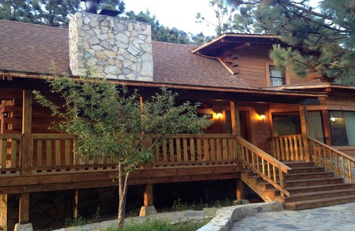 San Antonio de Las Alazanas Cabin | Residencial Bosques de Monterreal a beautifyl Swiss Cabins inside the woods