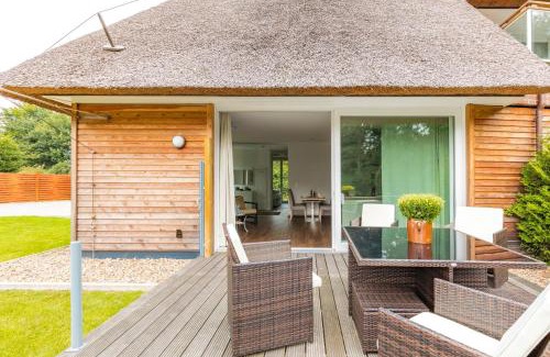 Bad Zwischenahn Apartment | Residenz - Sonnenglut - Seeterrasse - Sauna - Parkplatz