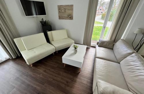 Bad Zwischenahn Apartment | Residenz - Sonnenglut - Seeterrasse - Sauna - Parkplatz