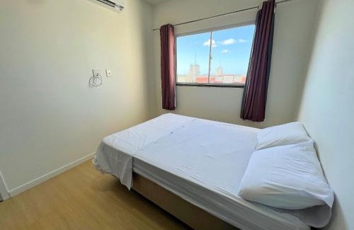 Aruanda Apartment | Resort Aruana com 2qts, ar, piscina e muito verde