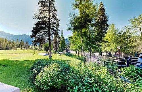 Olympic Valley Apartment | Resort at Squaw Creek's 128