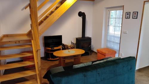 Tyn nad Vltavou Apartment | Resort Koloděje-žlutý dům