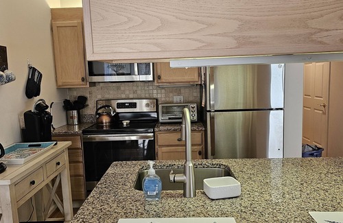 Wildwood Crest Condo | Resort Seapointe Village Heated Pool, 1st Floor, Wildwood Crest Diamond Beach NJ