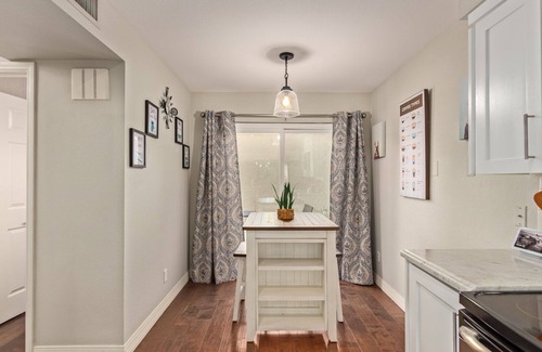 Camelback East House | Resort-Style Biltmore Townhome: Pool, Tennis, Jacuzzi, Pickleball, Gym—50ft Away