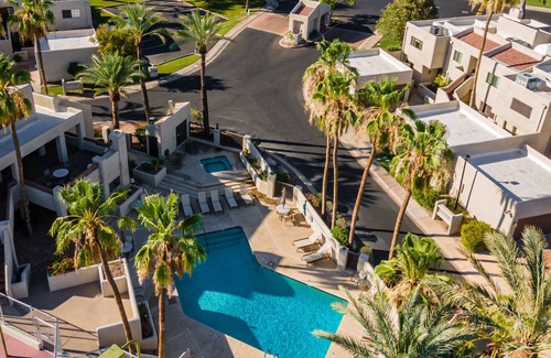Camelback East House | Resort-Style Biltmore Townhome: Pool, Tennis, Jacuzzi, Pickleball, Gym—50ft Away
