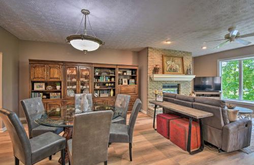 Salem Apartment | Resort-Style Condo with Balcony on Lake Keowee