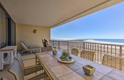 Dauphin Island Apartment | Resort-Style Dauphin Island Penthouse Luxury Condo