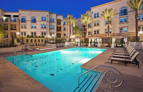 Airport Area Apartment | Resort-style pool & Spa! Irvine 2BR nr John Wayne Airport