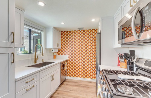 Canyon Corridor Condo | Resort-Style Pools: Vibrant Condo in Palm Springs