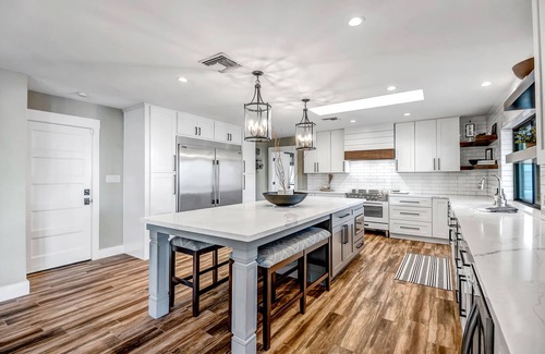 Paradise Valley Village House | Resort-Style Yard | Pool, Hot Tub & Prime Location Near Hiking!