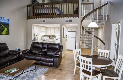 Fairfield Glade Villa | 🌄Resort Vacations at Fairfield Glade TN Completely remodeled golf villa!