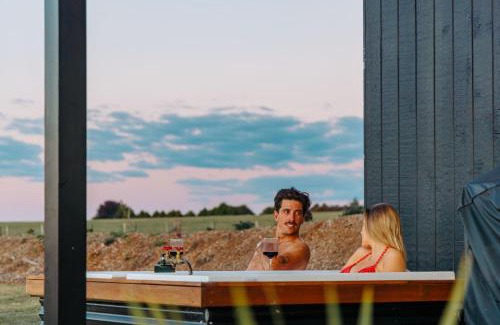 Eglinton Apartment | Rest at BoxGrove