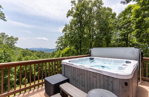 Marion House | Rest at Mountain Crest