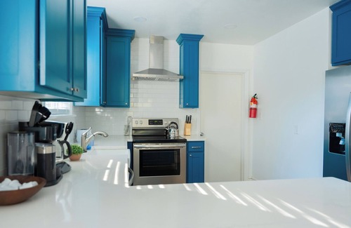 Columbia Condo | Rest Easy : King Bed : Downtown & Ft. Jackson 2Bd 1Bth