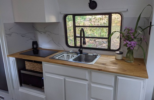 Fayetteville House | Rest, Relax, Recharge - Repeat