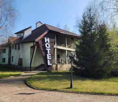 Podvirky Hotel | Resto Park Традиція