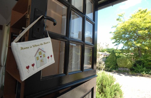 Wingham Cottage | Retreat Cottage with spa facilities & treatments