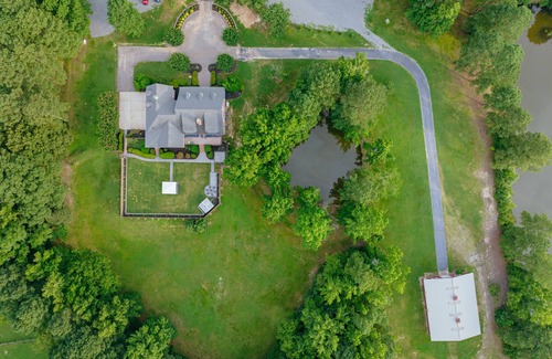 Apex House | Retreat Estate in Apex NC