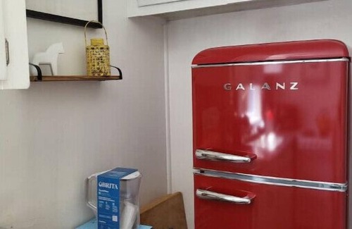 Weott Cabin | Retro Cabin in the Redwoods - remote location close to hiking and the river