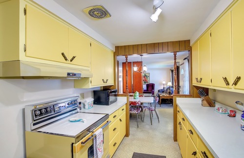 Green Bay Cottage | Retro Green Bay Home: Steps to Lambeau Field!