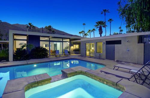 Twin Palms House | Retro Rendezvous Pool and Spa MidCentury Modern Home