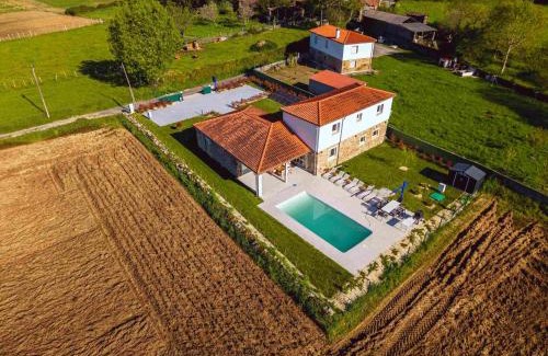 Palas de Rei House | Reverence Villas Carballal