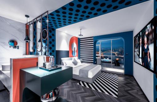 Yuzhong Hotel | ReVia Skyline River View Hotel Chongging