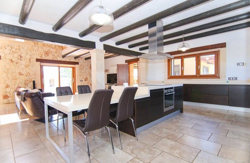Sa Pobla Villa | Rey del Campo 140 luxurious villa with private pool, air conditioning, garden and BBQ area